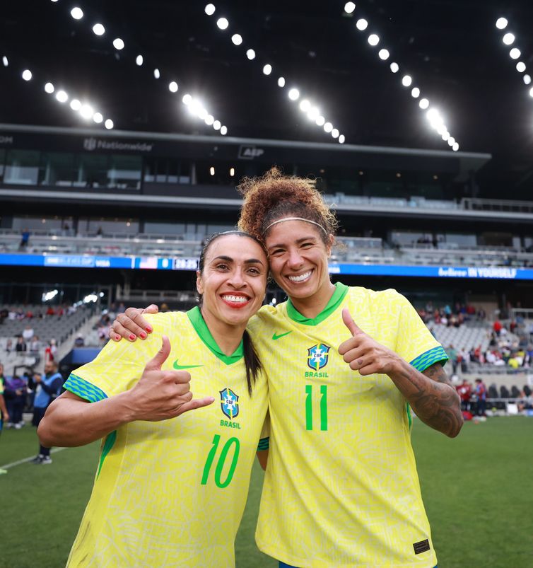 marta e cristiane - sheblieves cup 2024 - brasil x japão