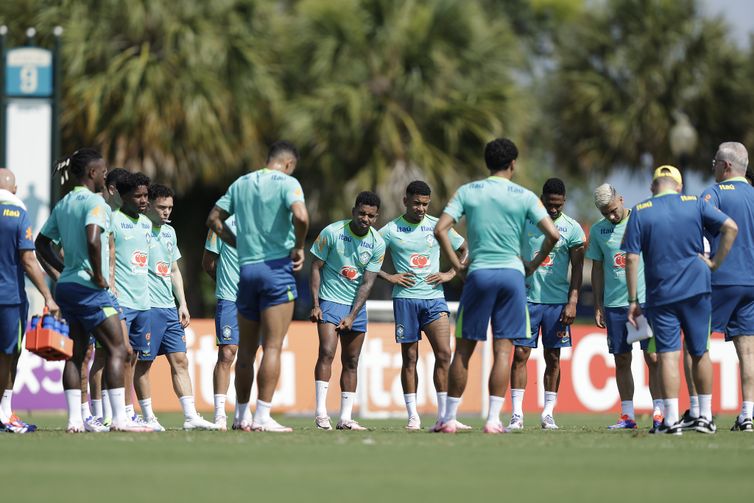 treino da seleção brasileira antes dos dois últimos amistosos preparatórios para a Copa América - em 06/06/2024